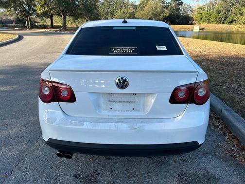 2010 Volkswagen Jetta Wolfsburg Edition