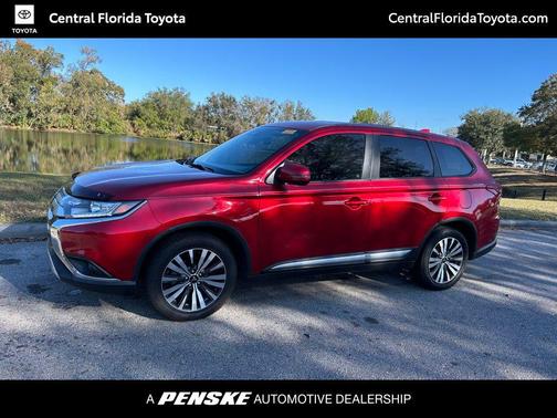 2020 Mitsubishi Outlander SE