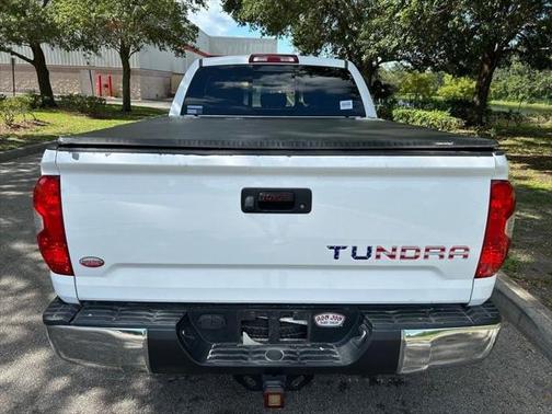 2017 Toyota Tundra SR