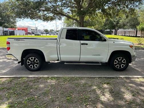 2017 Toyota Tundra SR