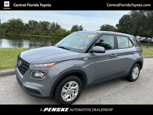 2021 Hyundai VENUE SE