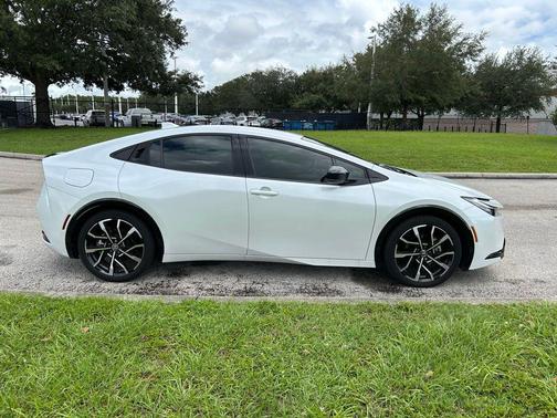 2024 Toyota Prius Prime XSE
