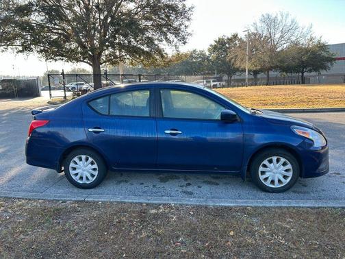 2018 Nissan Versa 1.6 SV