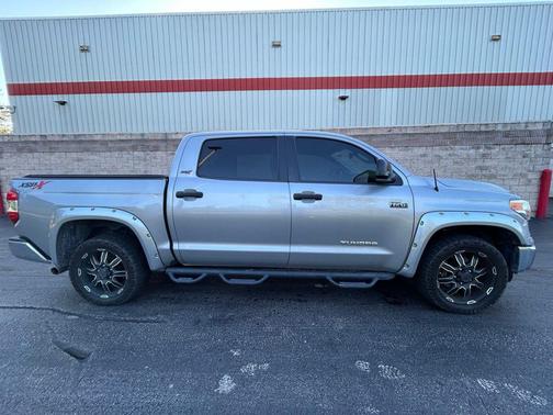 2016 Toyota Tundra SR5