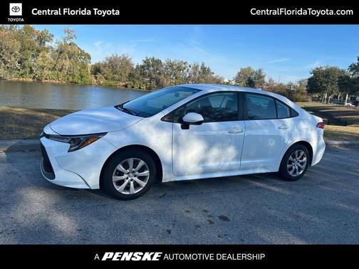 2022 Toyota Corolla LE