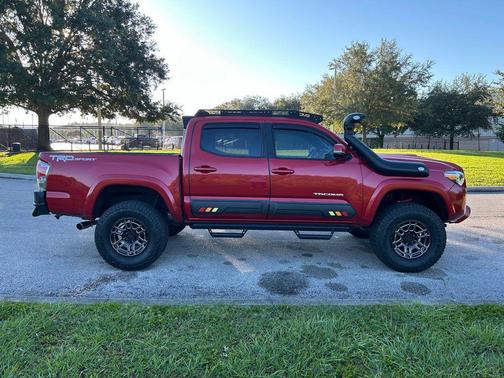 2021 Toyota Tacoma TRD Sport