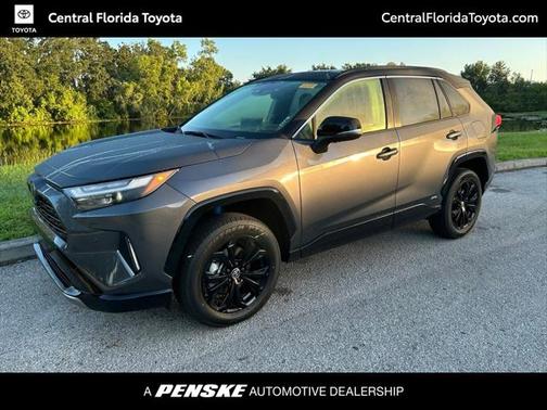2025 Toyota RAV4 Hybrid SE