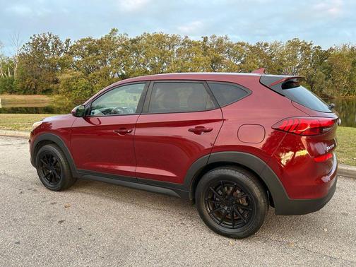 2019 Hyundai TUCSON SE