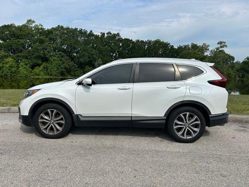 Platinum White 2022 Honda CR-V AWD Touring