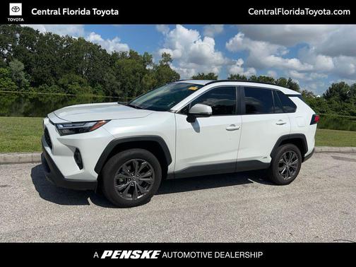 2024 Toyota RAV4 Hybrid XLE Premium