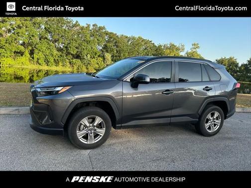 2022 Toyota RAV4 XLE