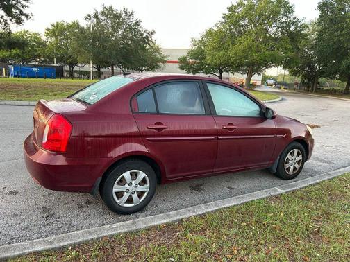 Wine Red Pearl 2009 Hyundai Accent GLS