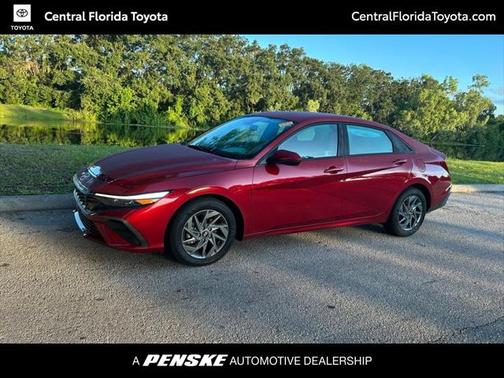 2024 Hyundai ELANTRA SEL