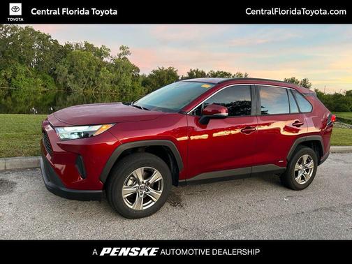 2024 Toyota RAV4 Hybrid XLE
