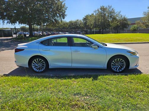 2019 Lexus ES 350 Ultra Luxury
