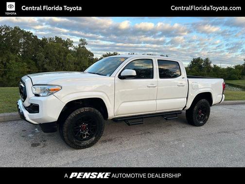 2022 Toyota Tacoma SR