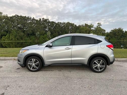 2022 Honda HR-V EX-L