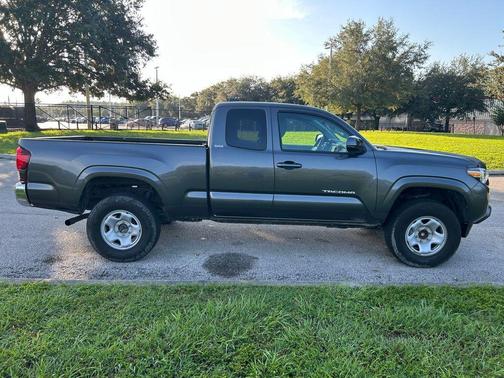 2023 Toyota Tacoma SR