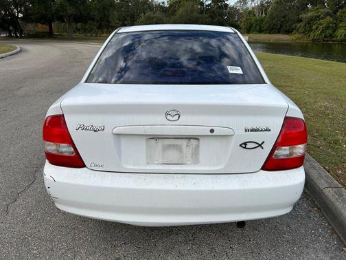 2002 Mazda Protege DX