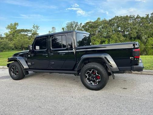 2021 Jeep Gladiator Overland