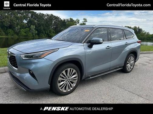 2022 Toyota Highlander Platinum