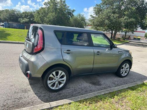 Titanium Gray 2014 Kia Soul +
