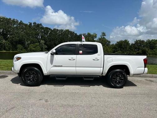 2022 Toyota Tacoma SR5
