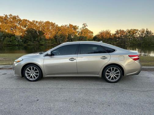 2015 Toyota Avalon Limited