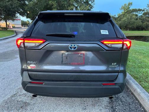 2024 Toyota RAV4 Hybrid LE