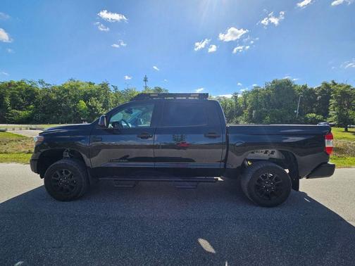 Midnight Black Metallic 2021 Toyota Tundra SR5