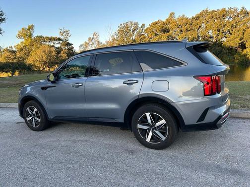 2021 Kia Sorento S
