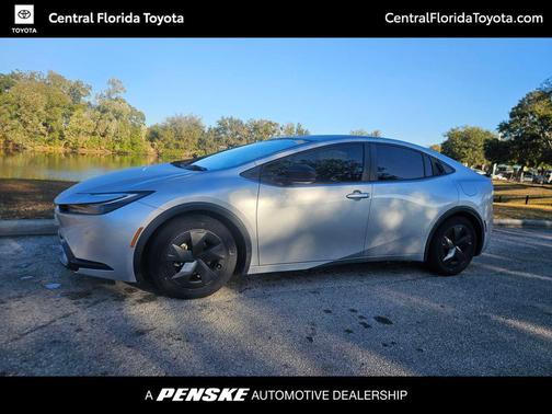 2023 Toyota Prius LE