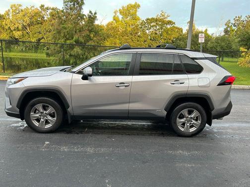 2024 Toyota RAV4 Hybrid LE