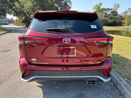 2023 Toyota Highlander XSE