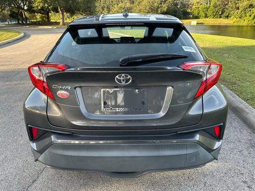 2020 Toyota C-HR LE