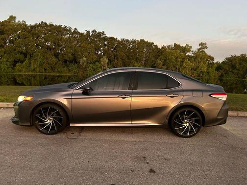 2018 Toyota Camry LE