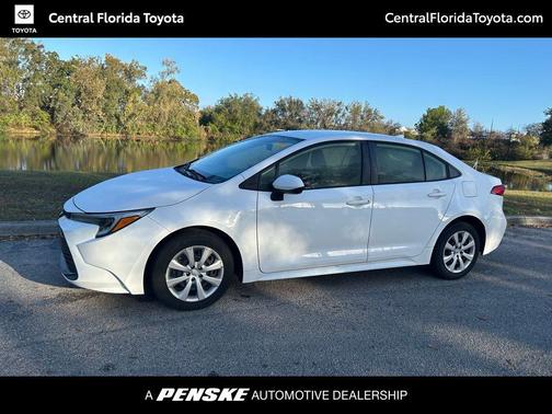 2024 Toyota Corolla Hybrid LE