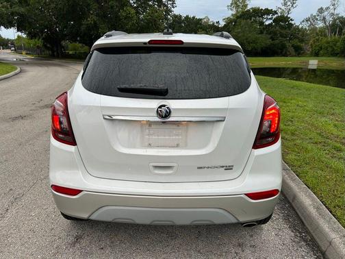 White Frost Tricoat 2019 Buick Encore Preferred
