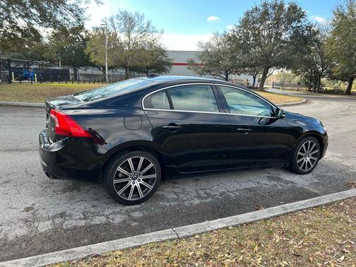 2016 Volvo S60 Inscription T5 Platinum