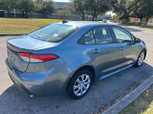 2025 Toyota Corolla Hybrid SE