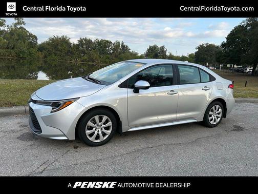 2025 Toyota Corolla LE