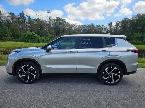 2023 Mitsubishi Outlander SE 2.5 2WD