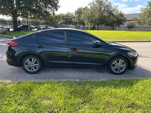 2018 Hyundai ELANTRA Value Edition