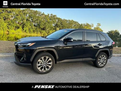 2022 Toyota RAV4 XLE Premium
