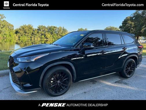 2023 Toyota Highlander XSE