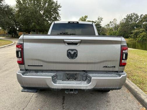 2019 RAM 2500 Big Horn Crew Cab 4x4 6'4' Box