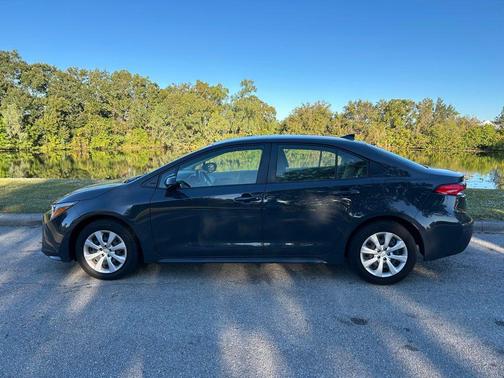 2025 Toyota Corolla Hybrid SE