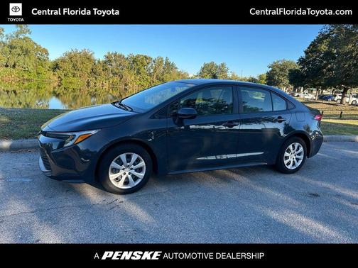 2025 Toyota Corolla Hybrid SE