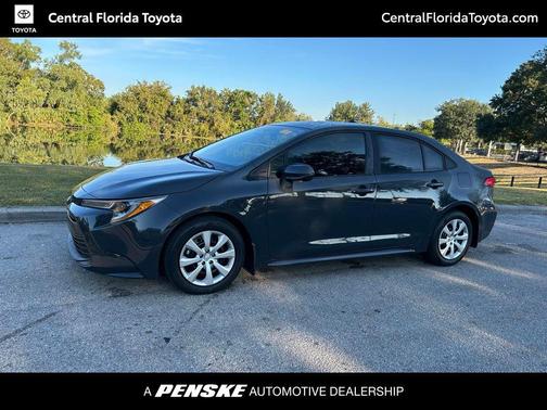 2025 Toyota Corolla LE