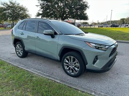 2022 Toyota RAV4 XLE Premium